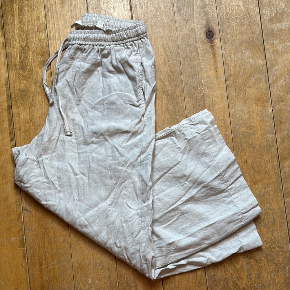 Max Studio Light Khaki Cropped Flowy Pants Medium